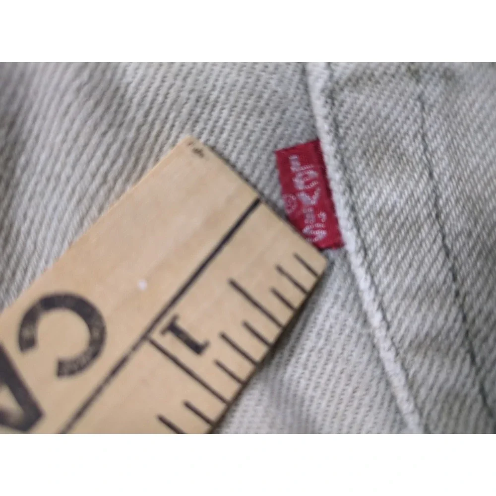 Vintage Levi's 550 Shorts Gray Faded & Stained Relaxed Men W33 L30 USA Red Tab e